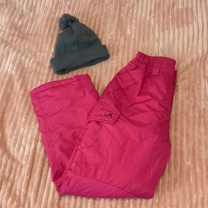 girls neon pink snow pants ❄️